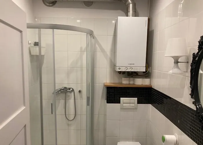 Homestay szállás Dwuosobowy W Mieszkaniu Czteropokojowym W Centrum Gdyni. Gdynia